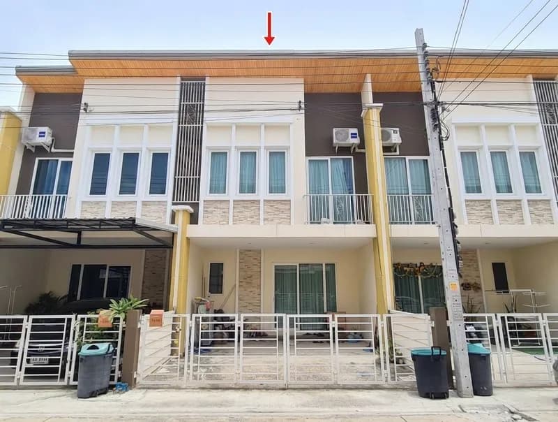 Golden Town Srinakarin-Sukhumvit โกลเด้น ทาวน์ ศรีนคริทร์-สุขุมวิท
