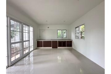 LINE_ALBUM_Interhome_250111_128